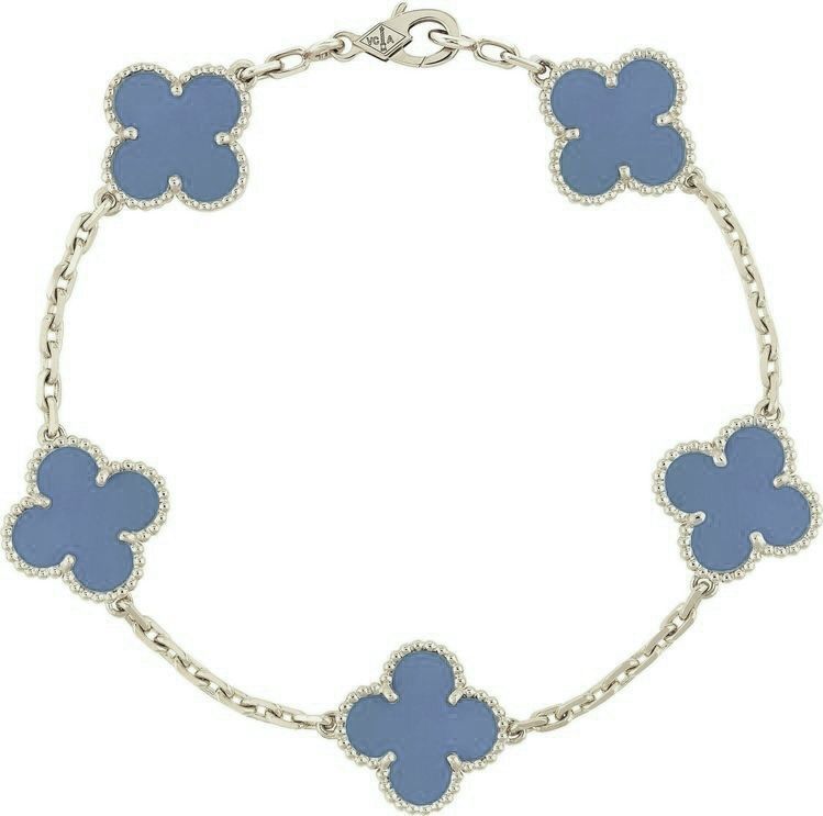 Silver bracelet with blue clovers